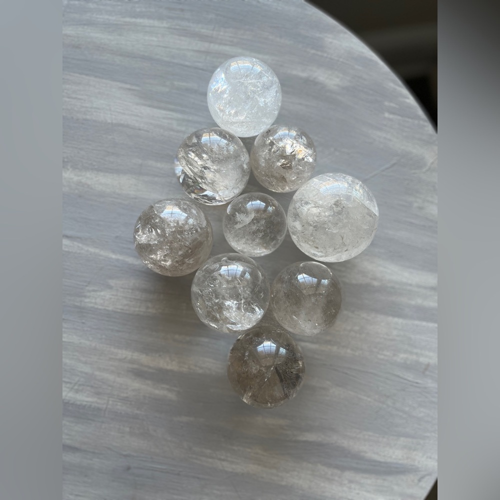 Crystal quartz sphere - Picture 4 of 6